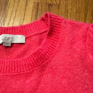 LOFT Women's Vibrant Pink Crew Neck Sweater